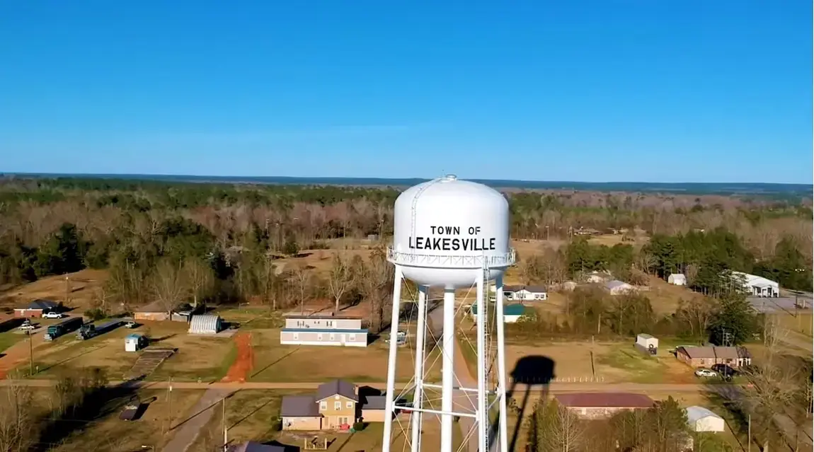 Town of Leakesville water tank